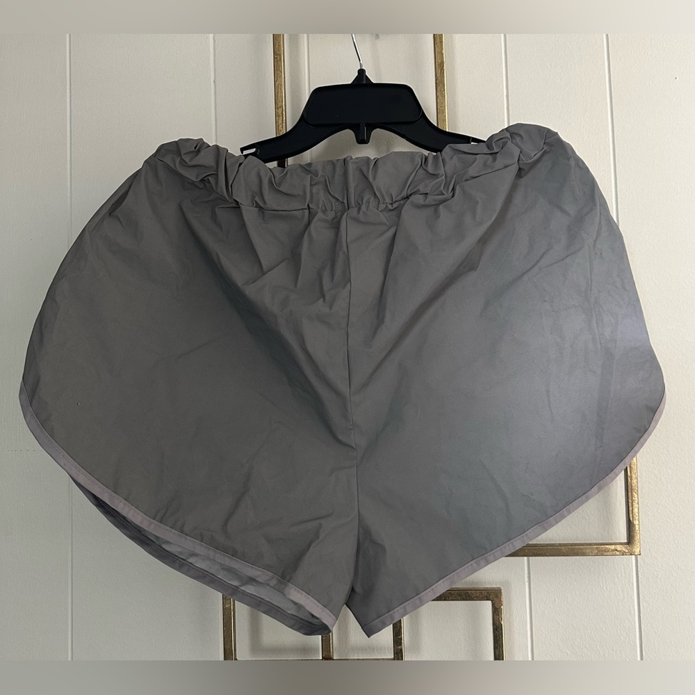 Reflective shorts - Picture 2 of 3